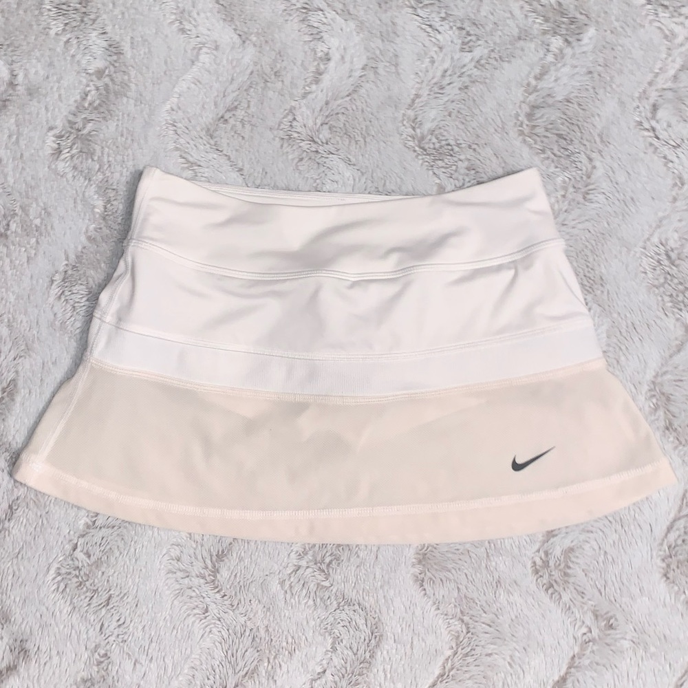 vintage nike tennis skirt - Picture 2 of 4